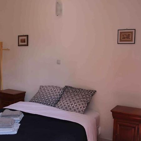 Hotel Nuit d’orient à Marseille Extérieur photo