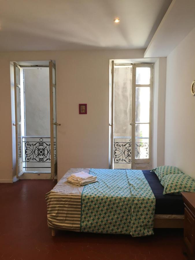 Hotel Nuit d’orient à Marseille Extérieur photo